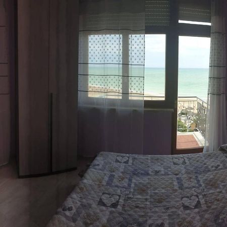 Sky Beach Civitanova Marche Buitenkant foto